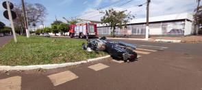 FOTOS: Motociclista é atingida por carro e tem perna amputada em Dourados