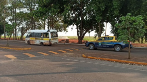 Homem é preso pela PMR com micro-ônibus escolar lotado de maconha na MS-379