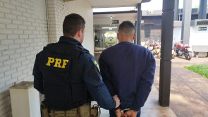 Dupla é presa com maconha que saiu da fronteira e seria entregue em Dourados