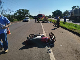 Motociclista que estava indo ajudar o genro morre após colisão com carro em Dourados