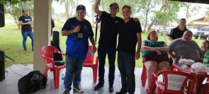 Grupo de pescadores promove limpeza do Rio Dourados