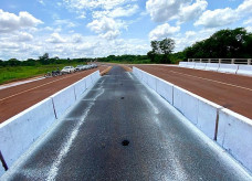 Obras, com investimento de R$ 7 milhões, interligam bairros e facilitam acesso ao centro de Dourados; Foto: Assecom