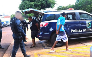 PM apreende grande quantidade de maconha no Campo Dourado e 2 homens são presos