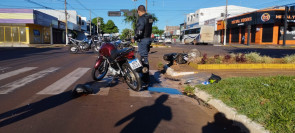 Acidente entre 2 motos deixa mulher gravemente ferida em Dourados