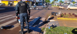 Acidente entre 2 motos deixa mulher gravemente ferida em Dourados