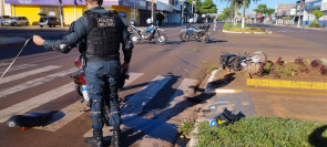 Acidente entre 2 motos deixa mulher gravemente ferida em Dourados