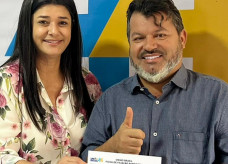 Empresário foi recebido pela ex-deputada Rose Modesto; Foto: Assessoria