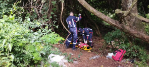 Homem é encontrado com facadas no pescoço no meio do mato entre Estrela Porã e Parque do Lago
