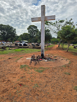 Corpos de um bebê e uma adolescente foram furtados; Foto: Ligado Na Redação