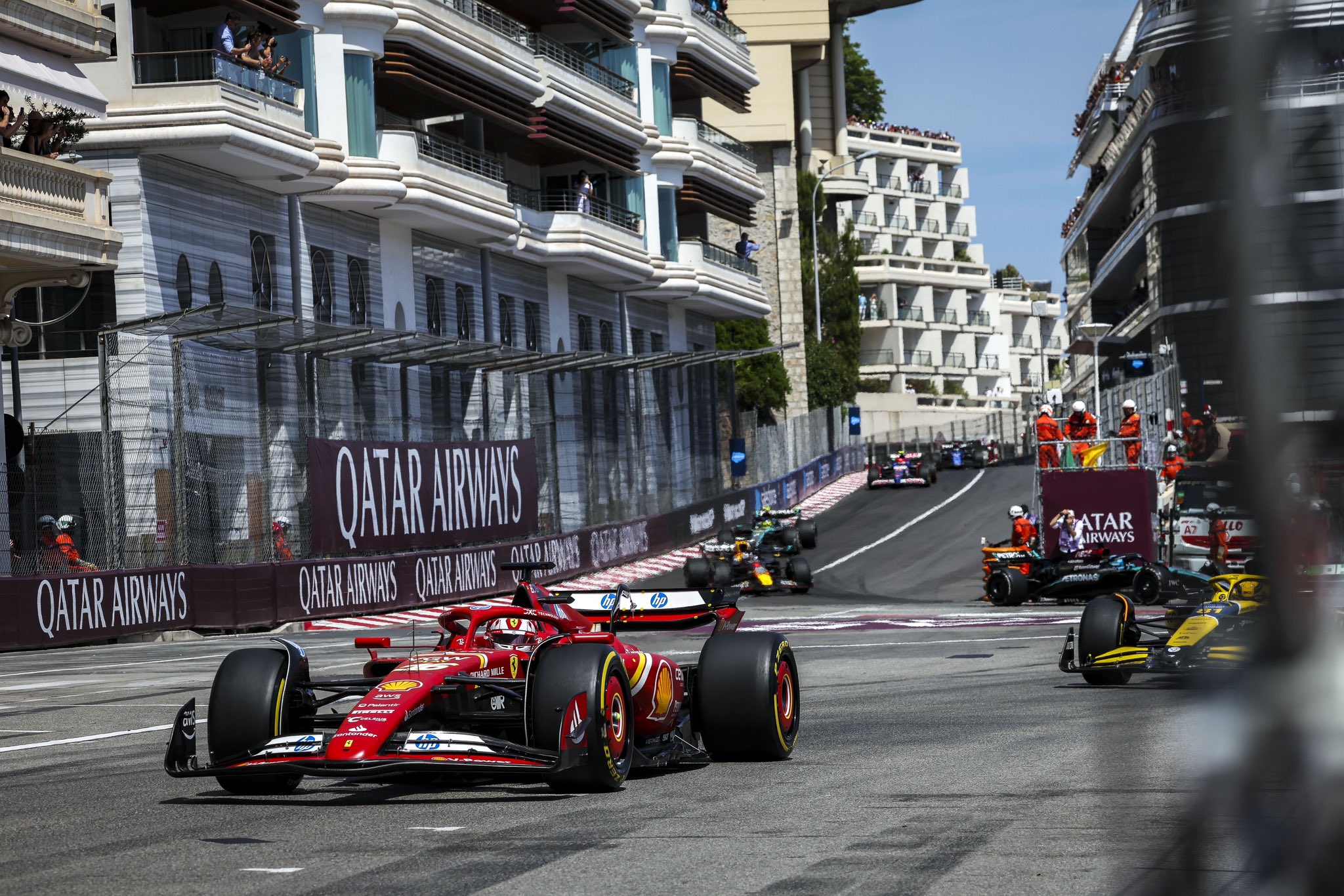 Charles Leclerc faz história ao vencer o Grande Prêmio de Mônaco de