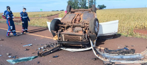 VÍDEO: Após capotamento na BR-463, uma pessoa morre e 3 são levadas para o hospital