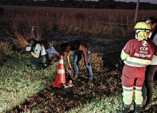 Corpo foi encontrado às margens da BR-163; Fotos: Sidnei Bronka/Ligado Na Notícia