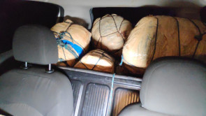 Dupla é presa com quase 280kg de drogas após tentar fugir da polícia entre Laguna e Dourados