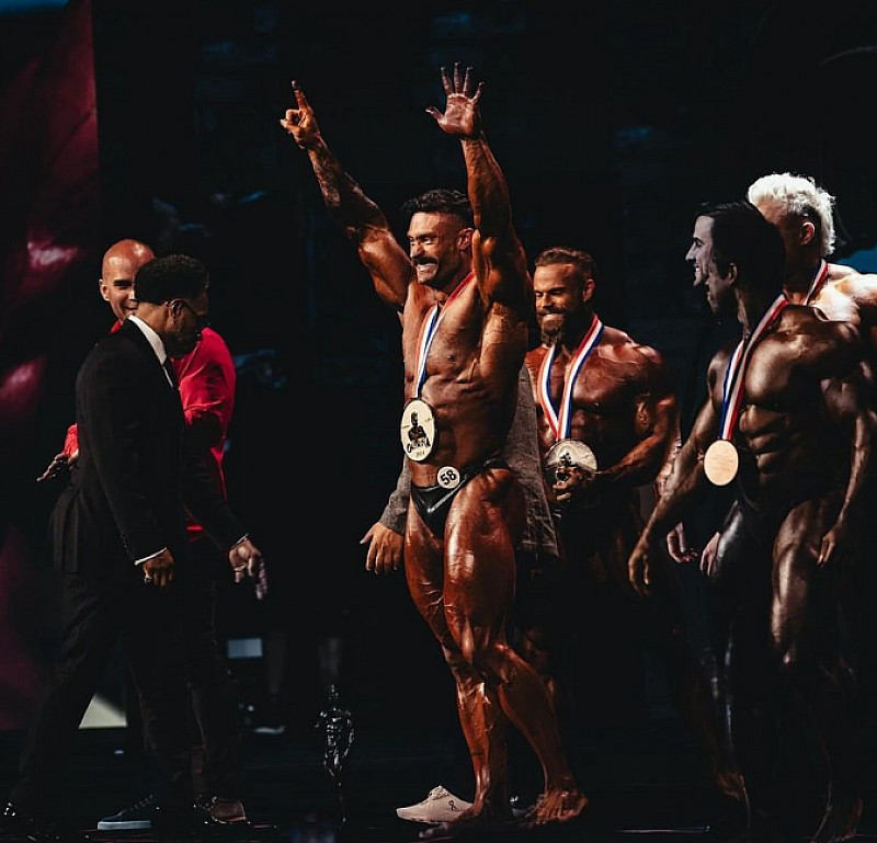 Mr. Olympia 2024 Despedida de CBum e vitórias surpreendentes Ligado