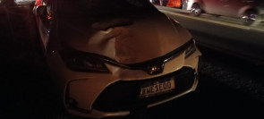 Mulher morre e filha fica ferida após acidente entre moto e carro em Glória de Dourados