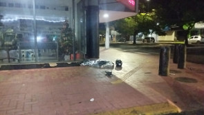 Motociclista morre após furar sinal vermelho e ser atingido por carro em Dourados