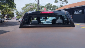 VÍDEO: Homem que matou esposa na aldeia é preso após troca de tiros com o SIG