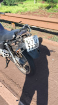 Homem morre ao cair de moto após pneu estourar na BR-163 em Dourados