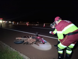 Motociclista morre após bater em cavalo que estava no meio da pista na BR-163 em Dourados