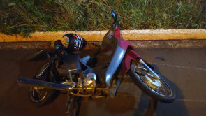 Jovens são atropelados enquanto empurravam moto na MS-156; uma pessoa morreu