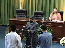 Vereadores eleitos e reeleitos tomam posse na Câmara Municipal de Dourados