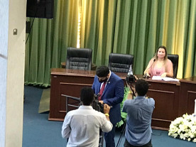 Vereadores eleitos e reeleitos tomam posse na Câmara Municipal de Dourados
