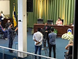 Vereadores eleitos e reeleitos tomam posse na Câmara Municipal de Dourados