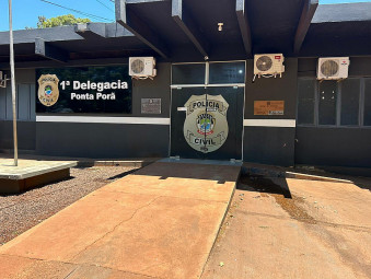 Homem se apresenta à polícia e confessa que matou outro com golpe de canivete na fronteira