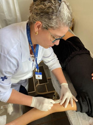 Ações em UBSs levam prevenção à gravidez na adolescência em Dourados