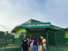 Em Dourados, 17 mil alunos voltam à sala de aula na Rede Estadual de Ensino