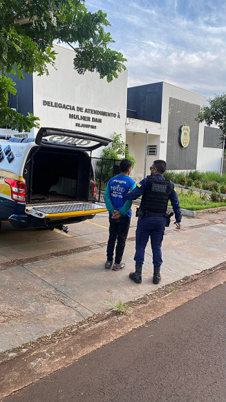 Homem foi conduzido até a DAM, em Dourados; Foto: Divulgação/GMD