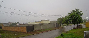 Dia com temperaturas elevadas e previsão de chuva isolada em Dourados