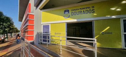 Câmara de Dourados abre licitação para compra de mobiliário e climatização