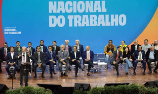 Fim do 6x1: Lula propõe negociação entre patrões, empregados e governo