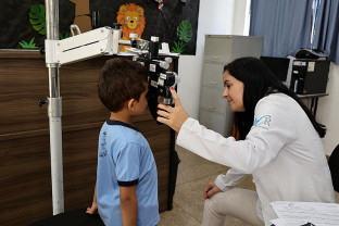 Município firma parceria para garantir óculos de grau gratuito a crianças