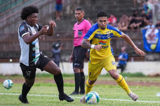 DAC e Corumbaense ficam no empate em jogo morno no Douradão