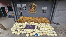 Cinco pessoas são presas em flagrante com quase uma tonelada de cocaína