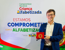 Educação de Rio Brilhante ganha o prêmio Selo Ouro Nacional em Brasília