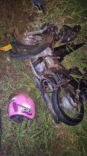 Colisão lateral entre moto e veículo mata funcionária pública em Itaquiraí