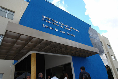 Investigador é demitido após condenação por crimes de trânsito e disparo de arma de fogo