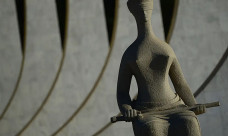 Confira penduricalhos cortados e mantidos após decisão do Supremo