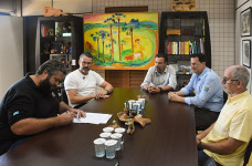 Parceria garante que acervo do Arquivo Público Estadual seja completamente digitalizado