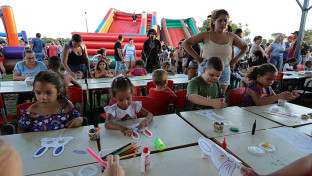 Recreação infantil impulsiona público e reforça caráter familiar da Festa da Páscoa