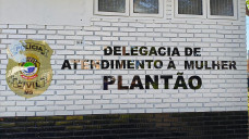 Tarde de bebedeira termina com mulher esfaqueada no pescoço pelo marido em Dourados