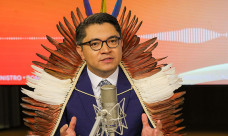 Ministro afirma que há verba para super poço na Rerva Indígena