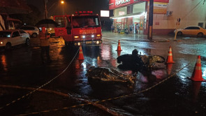 Colisão entre moto e carro mata mulher em Dourados