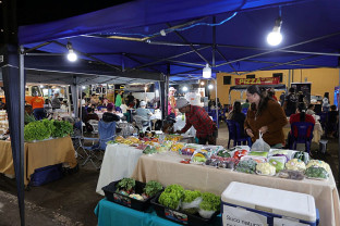 Feira Sabores acontece nesta sexta-feira com música ao vivo e gastronomia