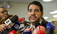 Parecer da indicação de Jorge Messias ao STF é lido na CCJ do Senado