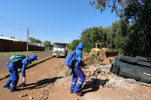 Locais recém-limpos pela prefeitura voltam a ser tomados por lixo em Dourados