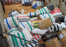 Droga foi apreendida no final da manhã de hoje (25); Fotos: Sidnei Bronka/Ligado Na Notícia